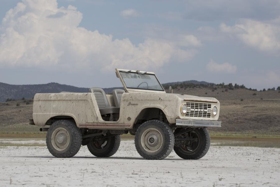  Ford Bronco Derelict Roadster by ICON 2018 года  (фото 1 из 29)